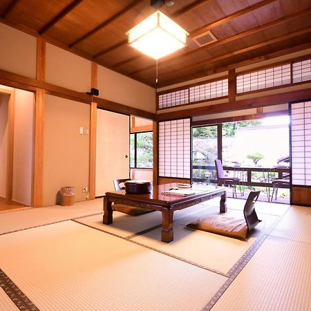 Koyasan Shukubo Saizenin Hotel Buitenkant foto