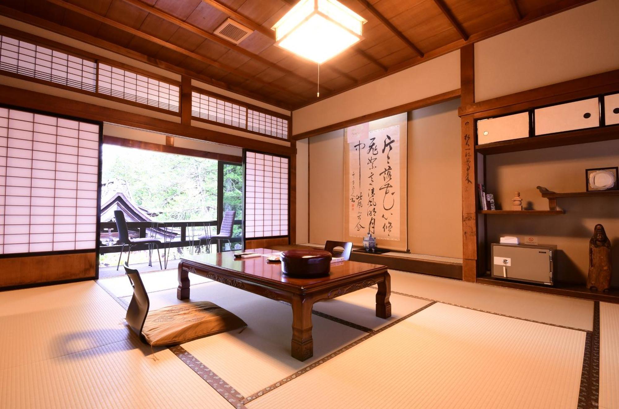Koyasan Shukubo Saizenin Hotel Buitenkant foto