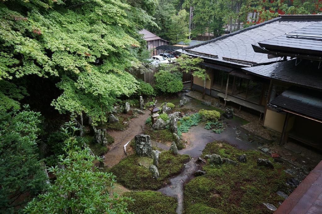 Koyasan Shukubo Saizenin Hotel Buitenkant foto