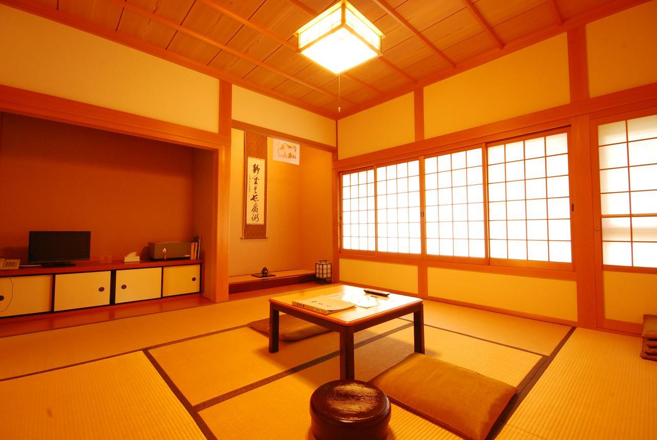 Koyasan Shukubo Saizenin Hotel Buitenkant foto