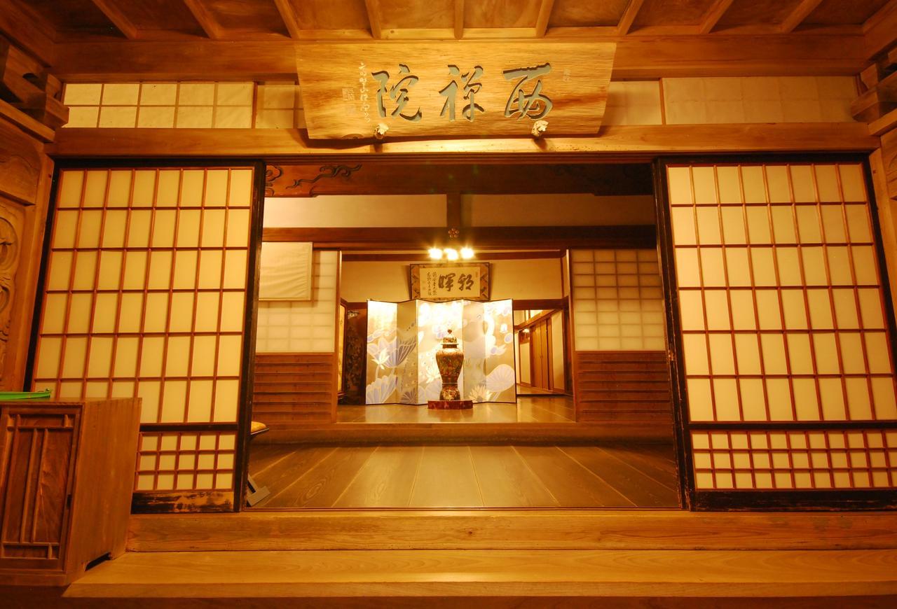 Koyasan Shukubo Saizenin Hotel Buitenkant foto