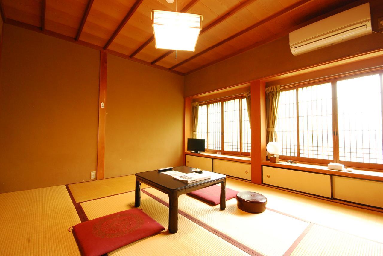 Koyasan Shukubo Saizenin Hotel Buitenkant foto